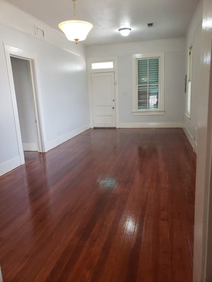 1725 18th St - Photo 6 of 15