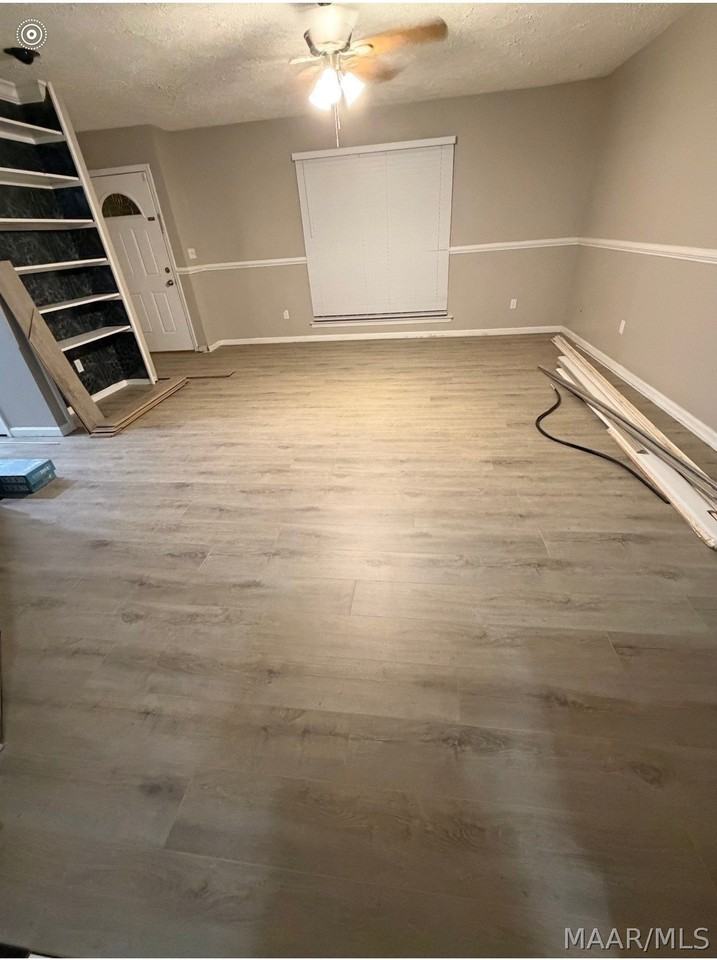 518 W Wilding Dr - Photo 2 of 12