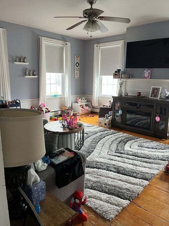 8 Pleasant St - Photo 4 of 8