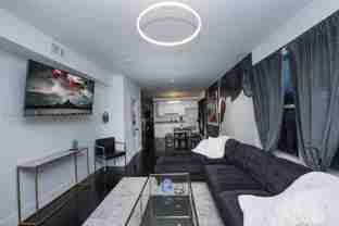524 Nw 35th St #1 - Photo 1 of 1