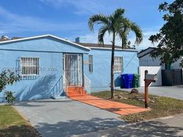 featured image of 2645 Sw 33rd Ave