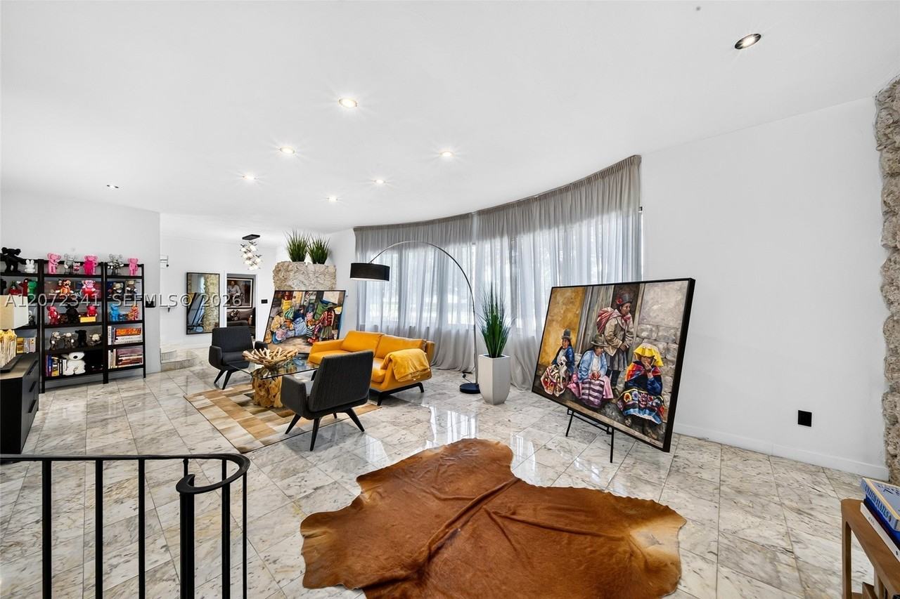 12555 Sw 69th Ct - Photo 4 of 50