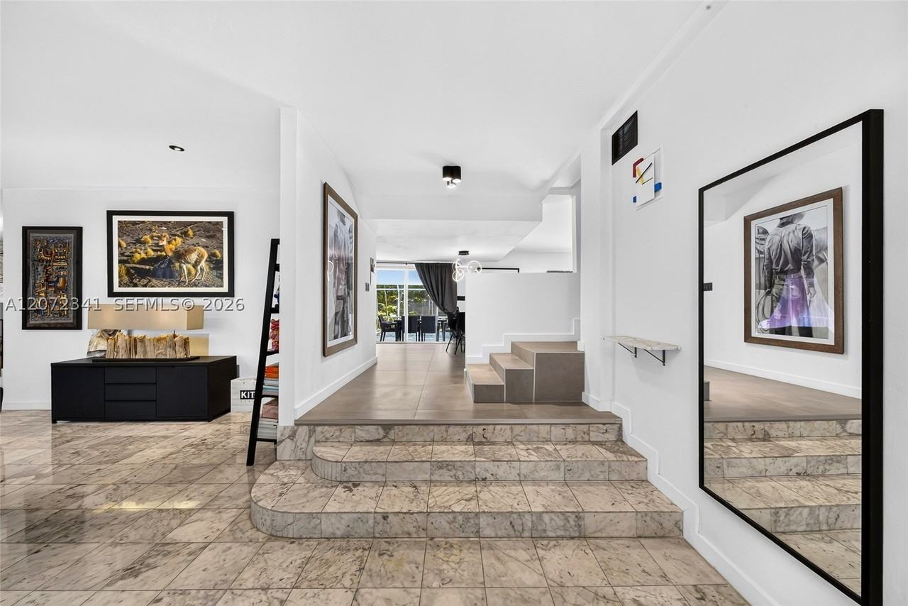 12555 Sw 69th Ct - Photo 4 of 38