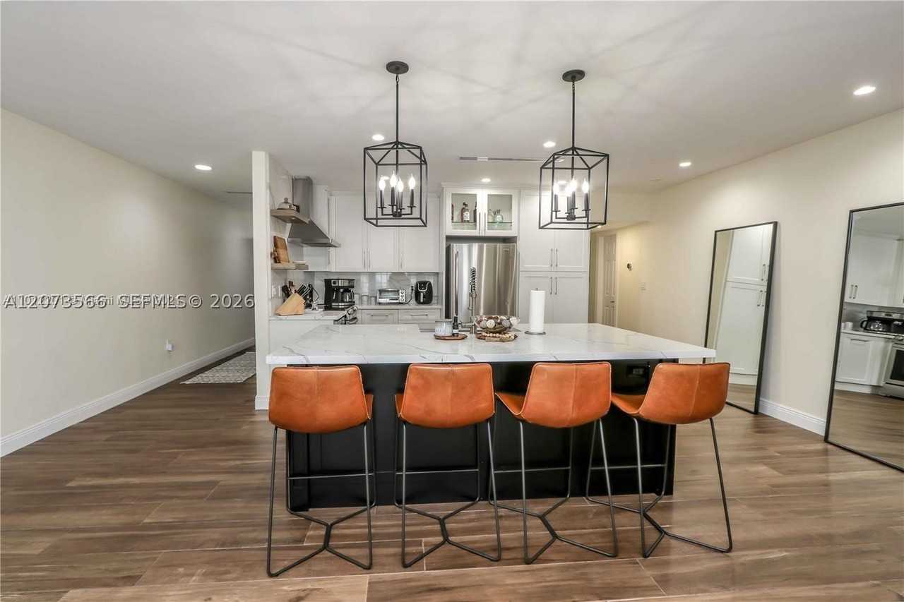 16509 Fox Den Ct - Photo 5 of 21