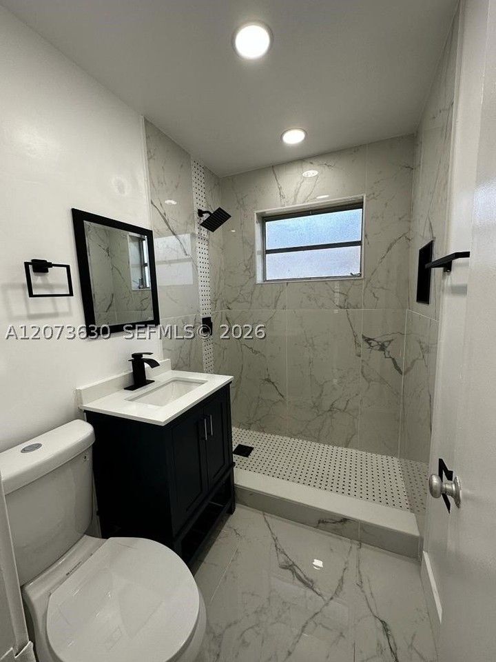 2115 N 17th Ct #3 - Photo 6 of 13