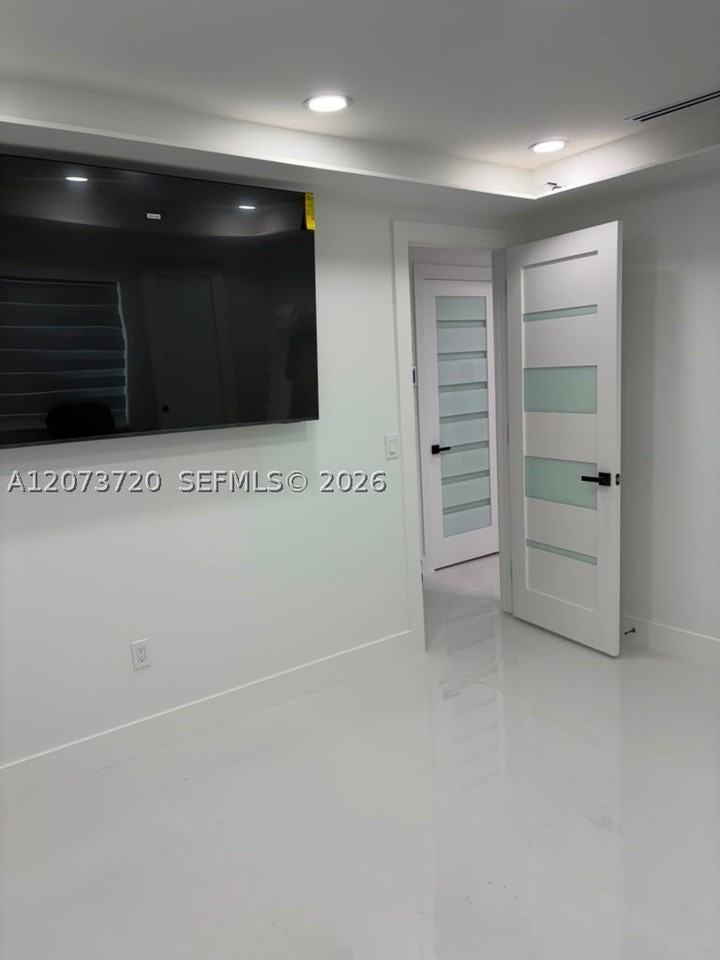 464 Minola Dr - Photo 3 of 18