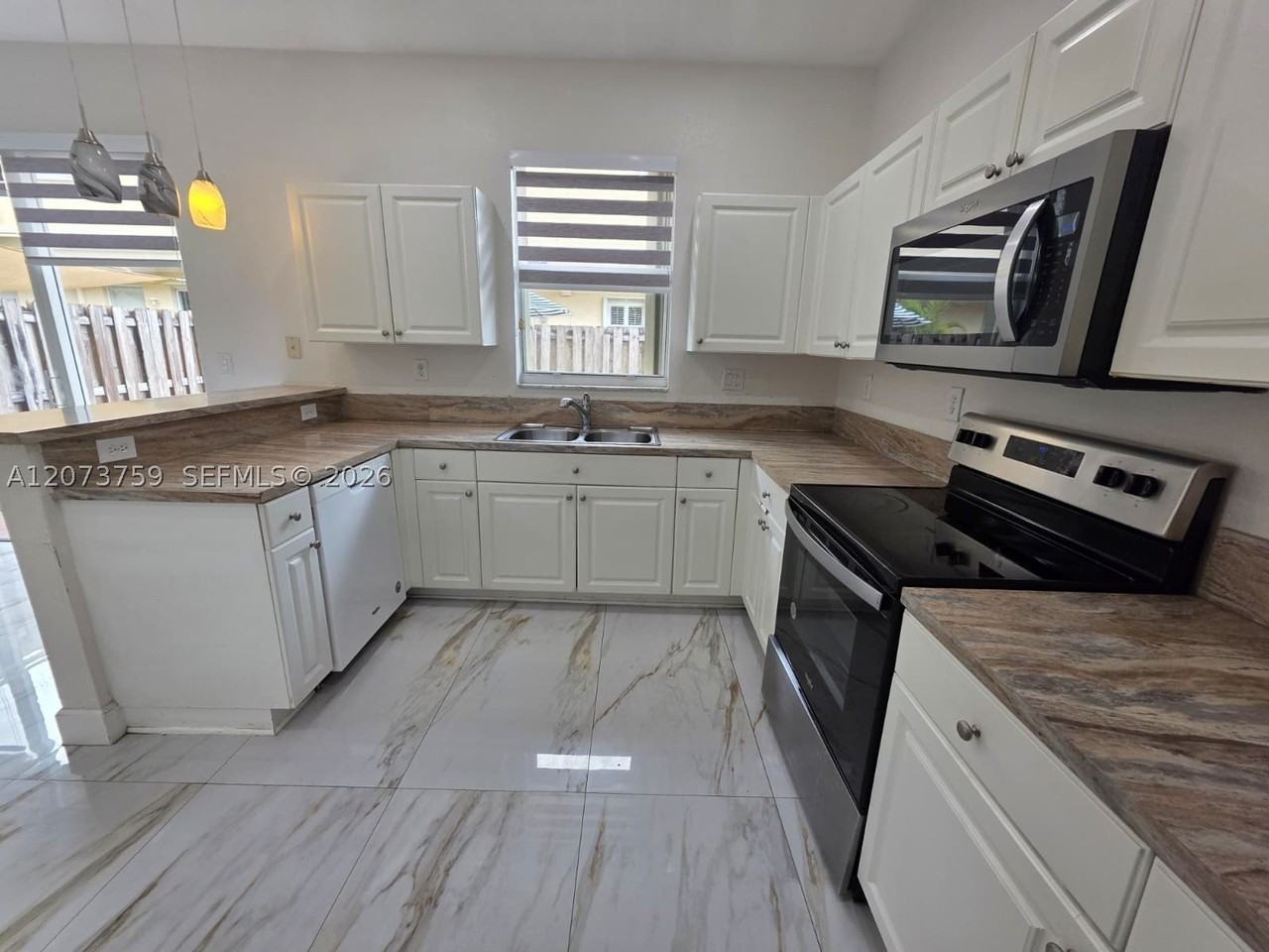 12822 Sw 135th St #12822 - Photo 2 of 30