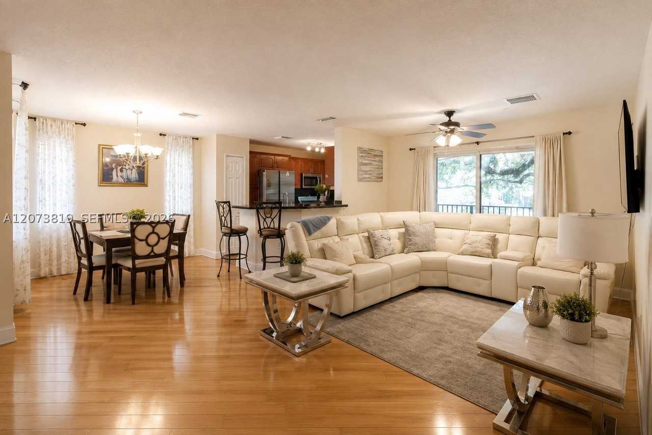 754 Ne 90th St #702 - Photo 6 of 13