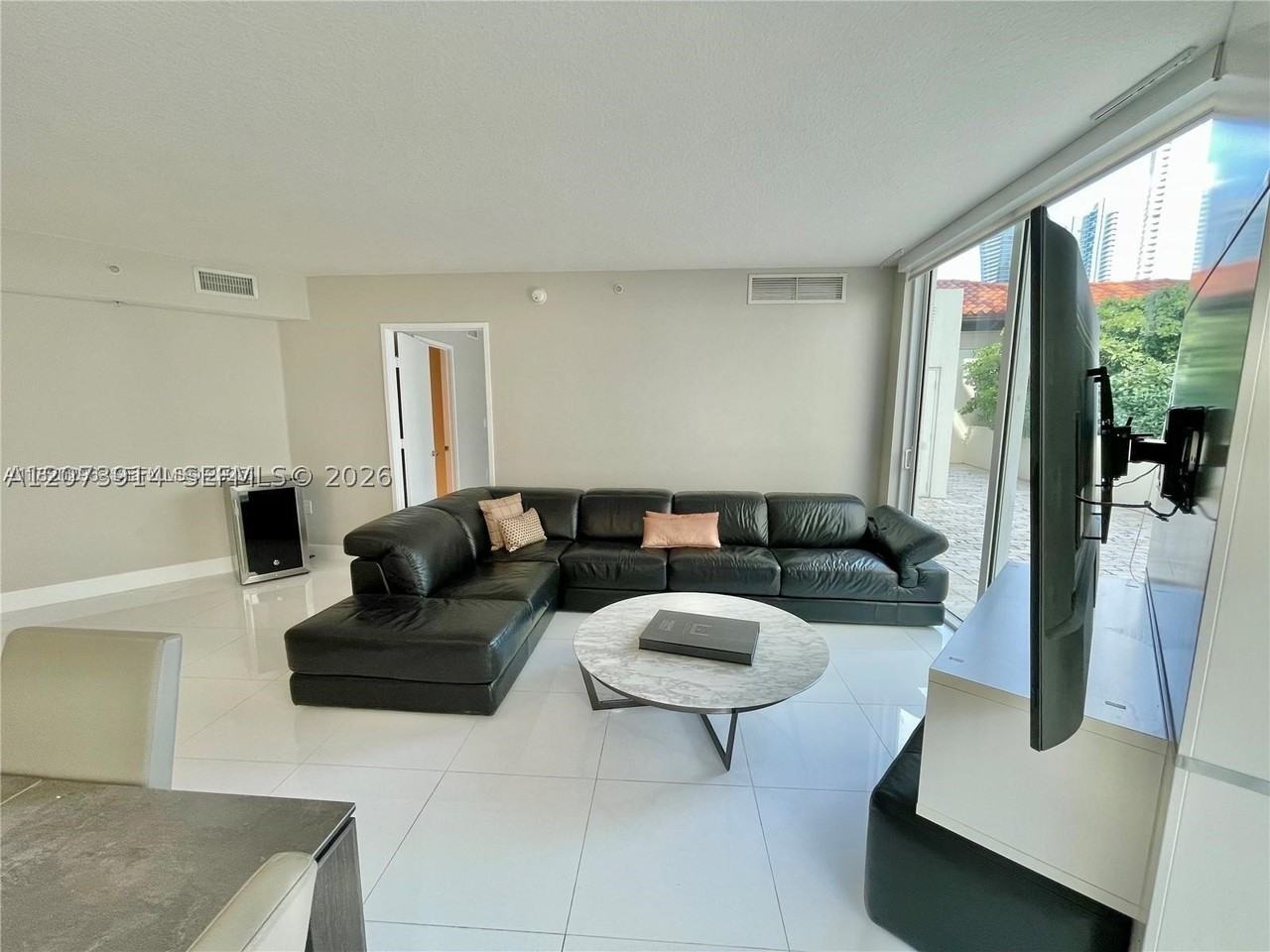 150 Sunny Isles Blvd #1-501 - Photo 2 of 20