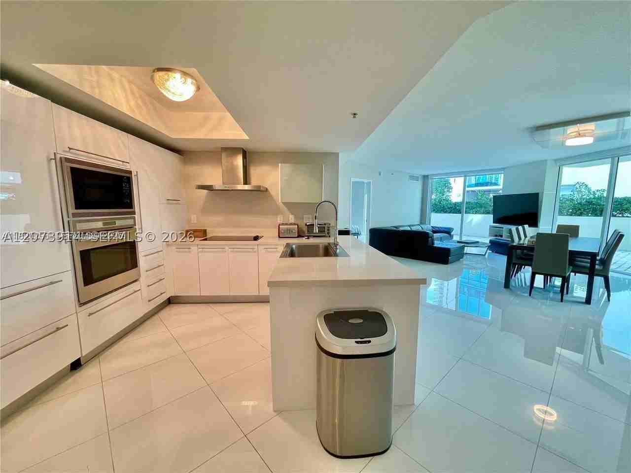 150 Sunny Isles Blvd #1-501 - Photo 3 of 20