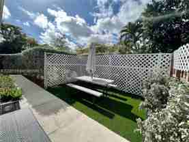 361 Sw 20th Rd #B - Photo 1 of 1