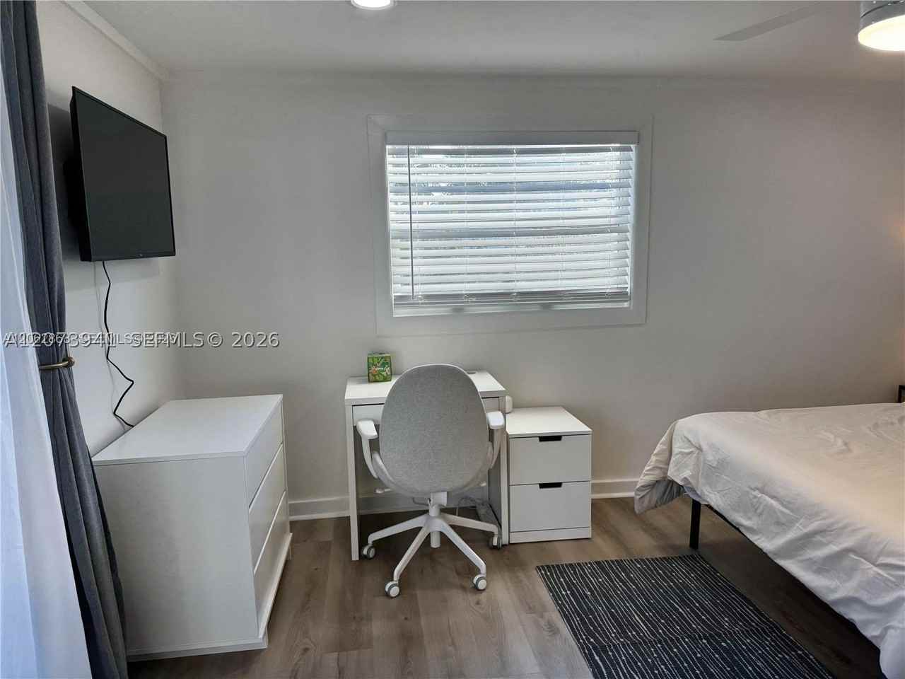 914 N Ocean Breeze #1 - Photo 2 of 8