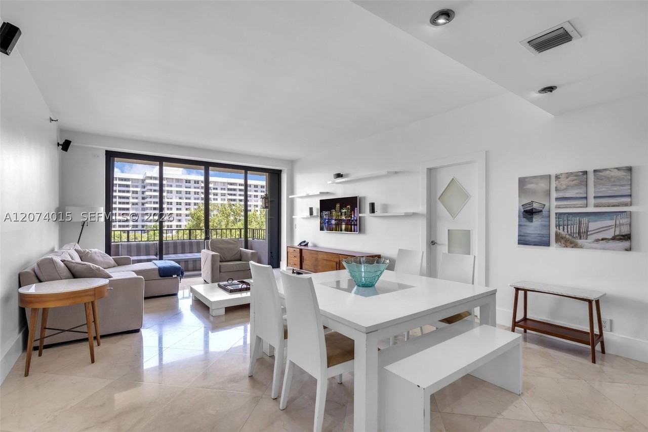 251 Crandon Blvd #431