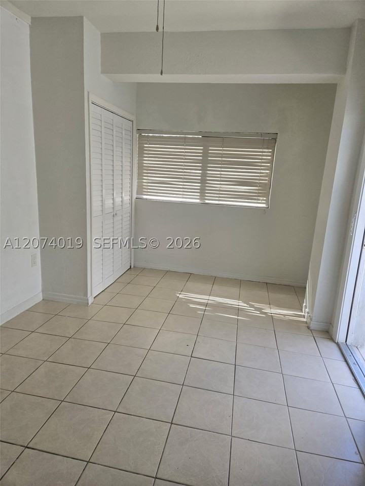 7785 Sw 36th St #BACK - Photo 5 of 9