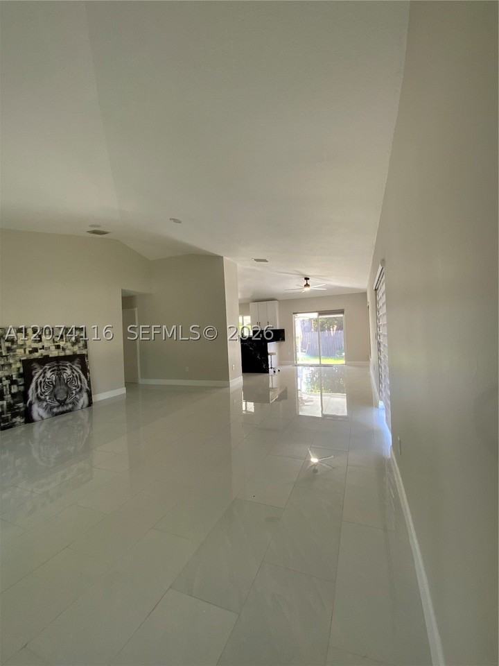 30162 Sw 159th Ave - Photo 3 of 44