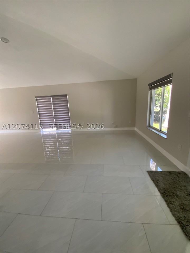 30162 Sw 159th Ave - Photo 4 of 44