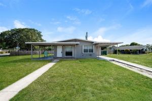 featured image of 900 W Bloxham St