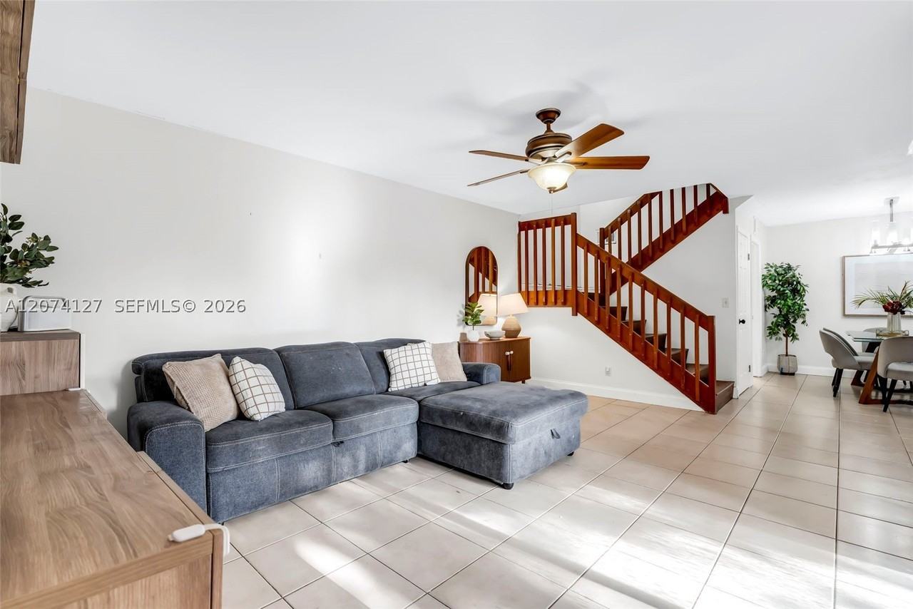 804 Sw 119th Way #804 - Photo 5 of 43