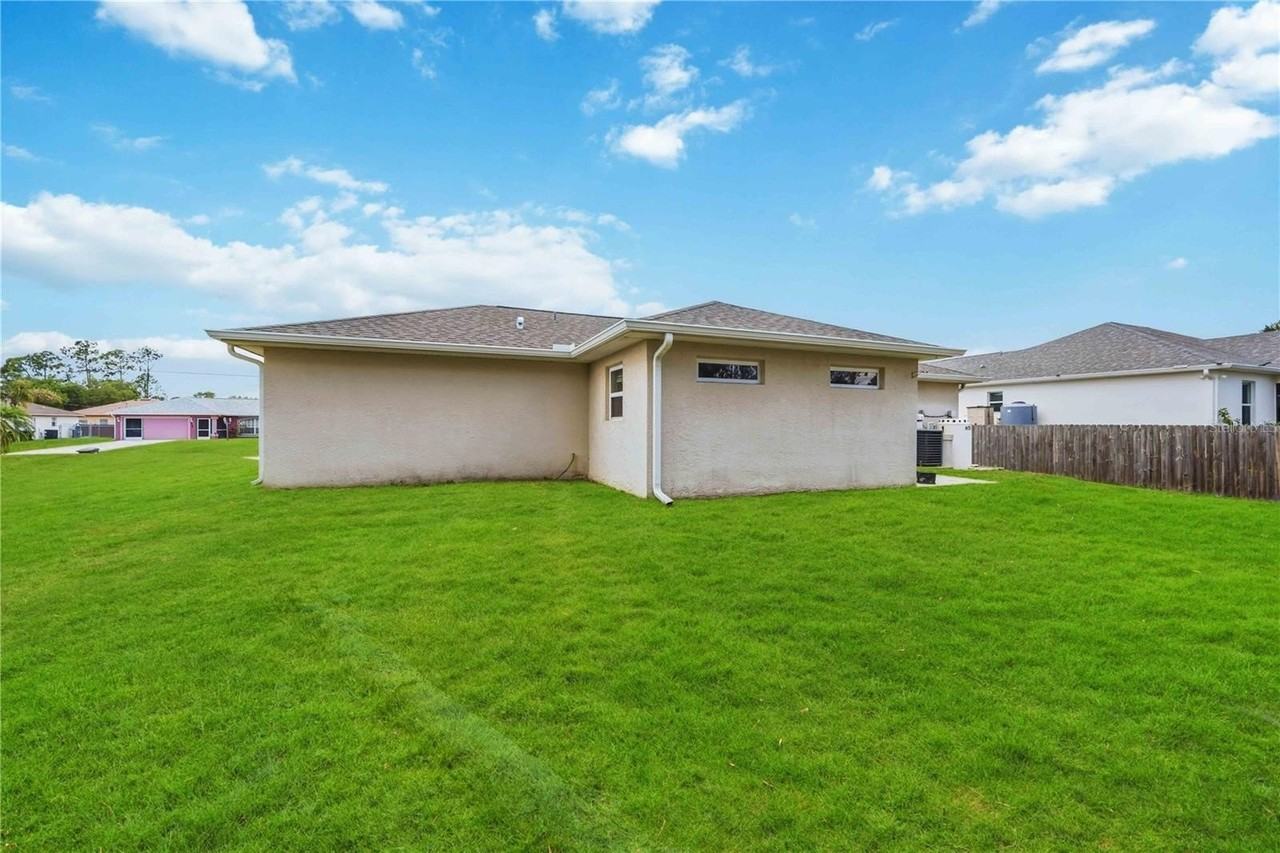 2260 Mistleto Ln - Photo 2 of 27
