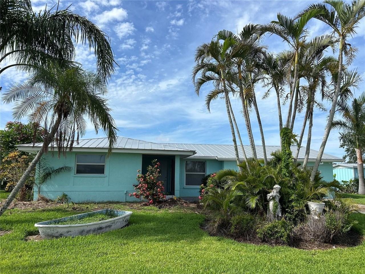 4411 Sailfish Ln - Photo 2 of 29