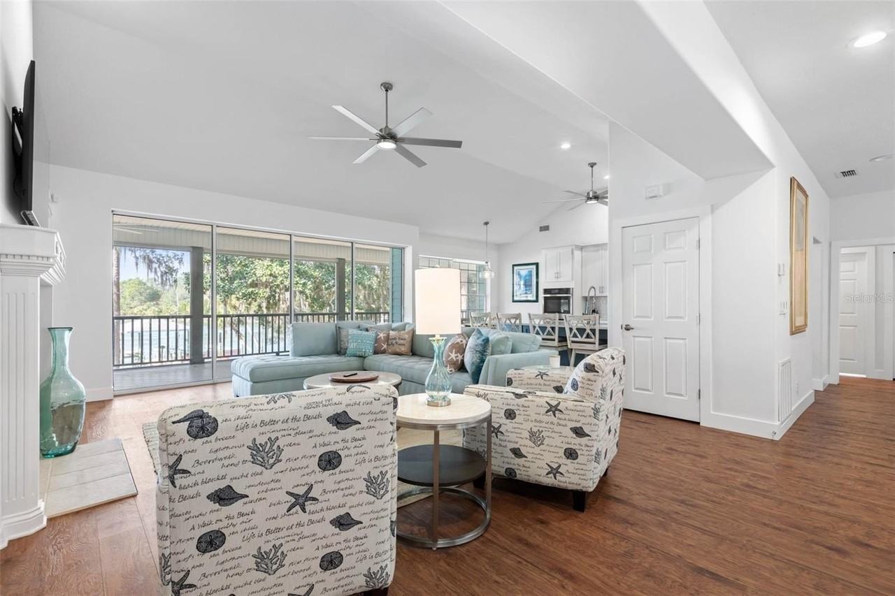 5594 N Ocean Shore Blvd - Photo 4 of 50