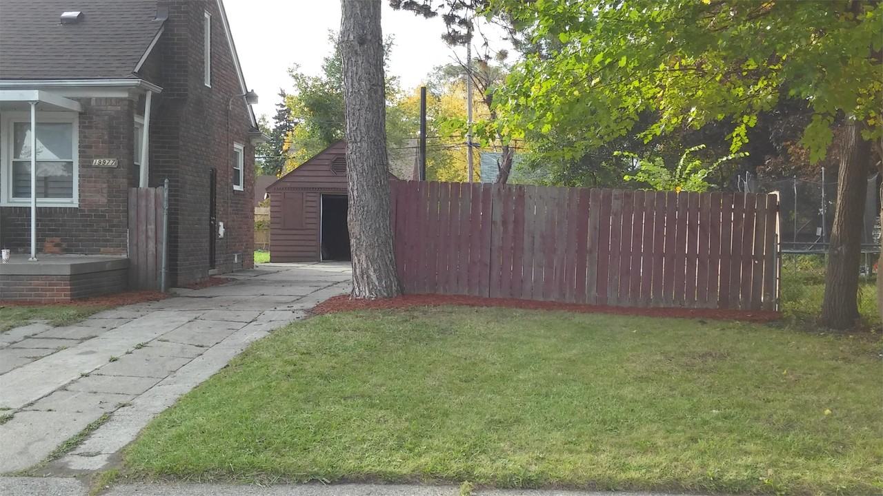 19977 Snowden St #1 - Photo 5 of 28