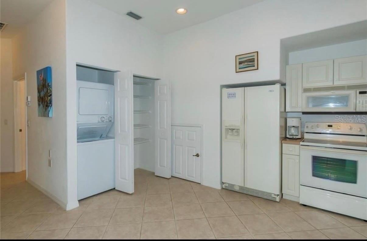 1604 Triano Cir #1604 - Photo 4 of 21