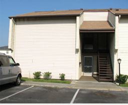4028 Billingsgate Rd - Photo 1 of 1
