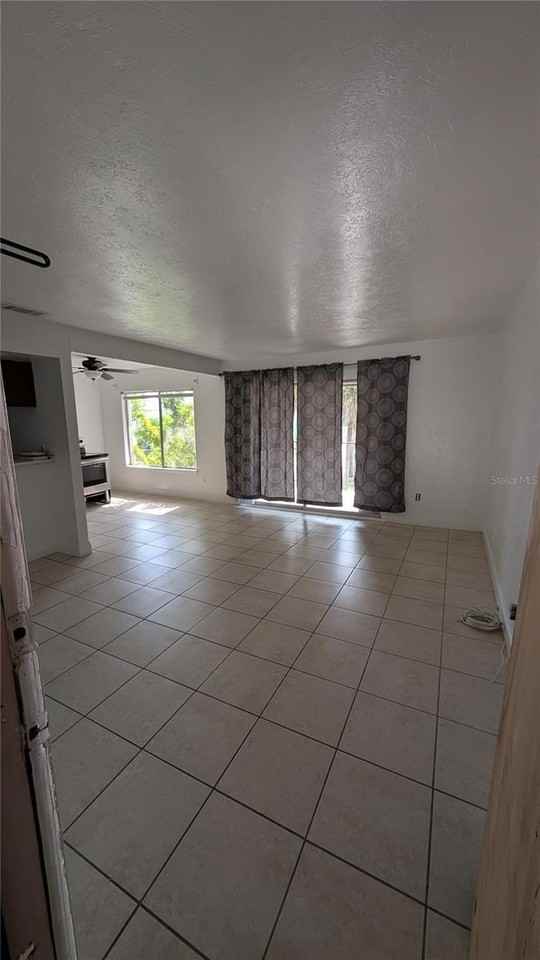 4028 Billingsgate Rd - Photo 3 of 8
