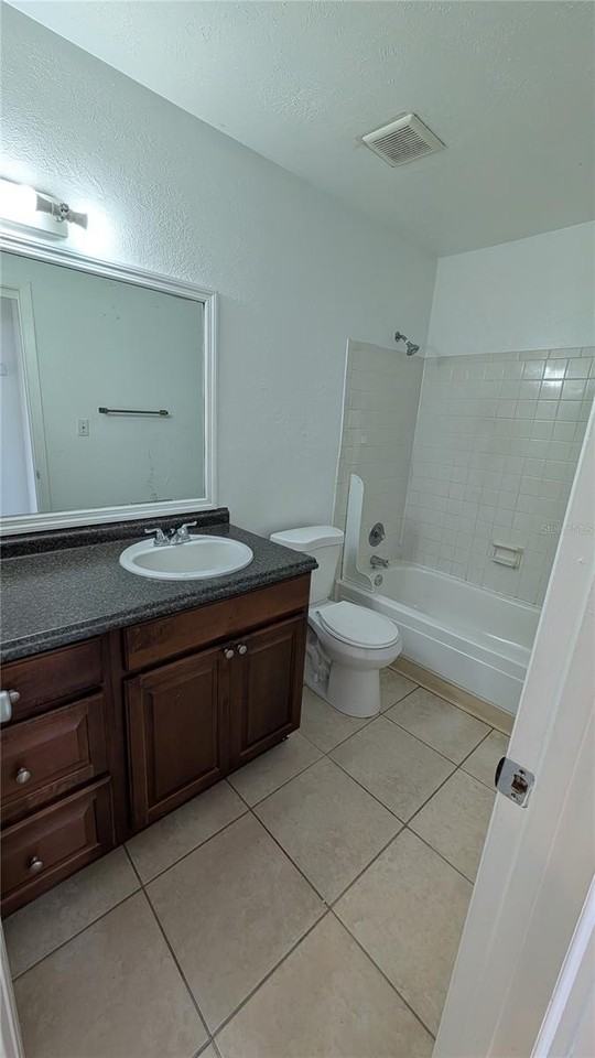 4028 Billingsgate Rd - Photo 7 of 8