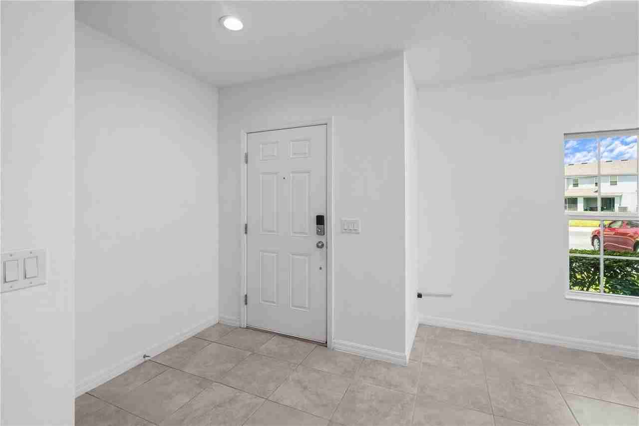 438 Annabelle Way - Photo 3 of 29