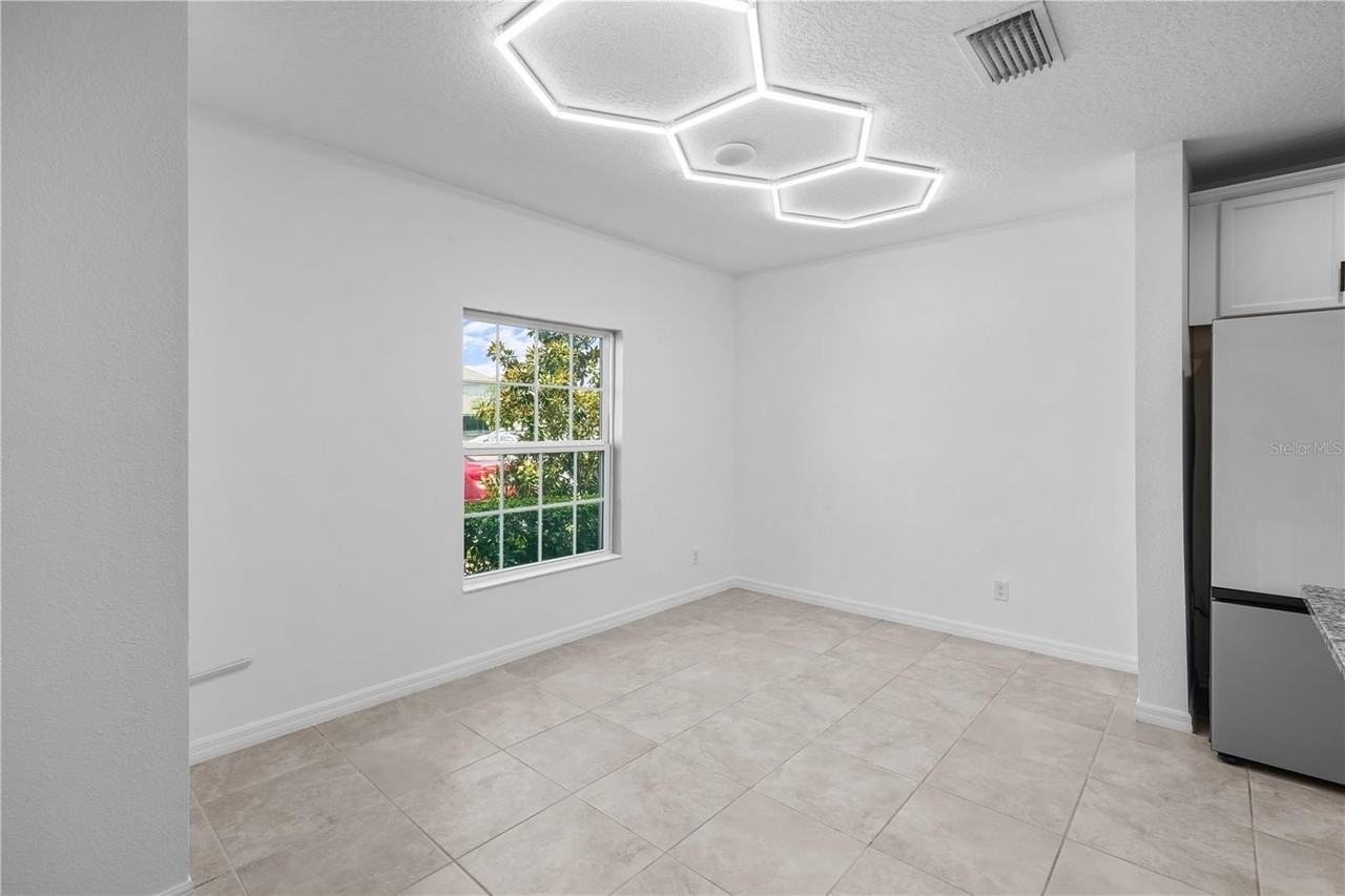 438 Annabelle Way - Photo 4 of 29