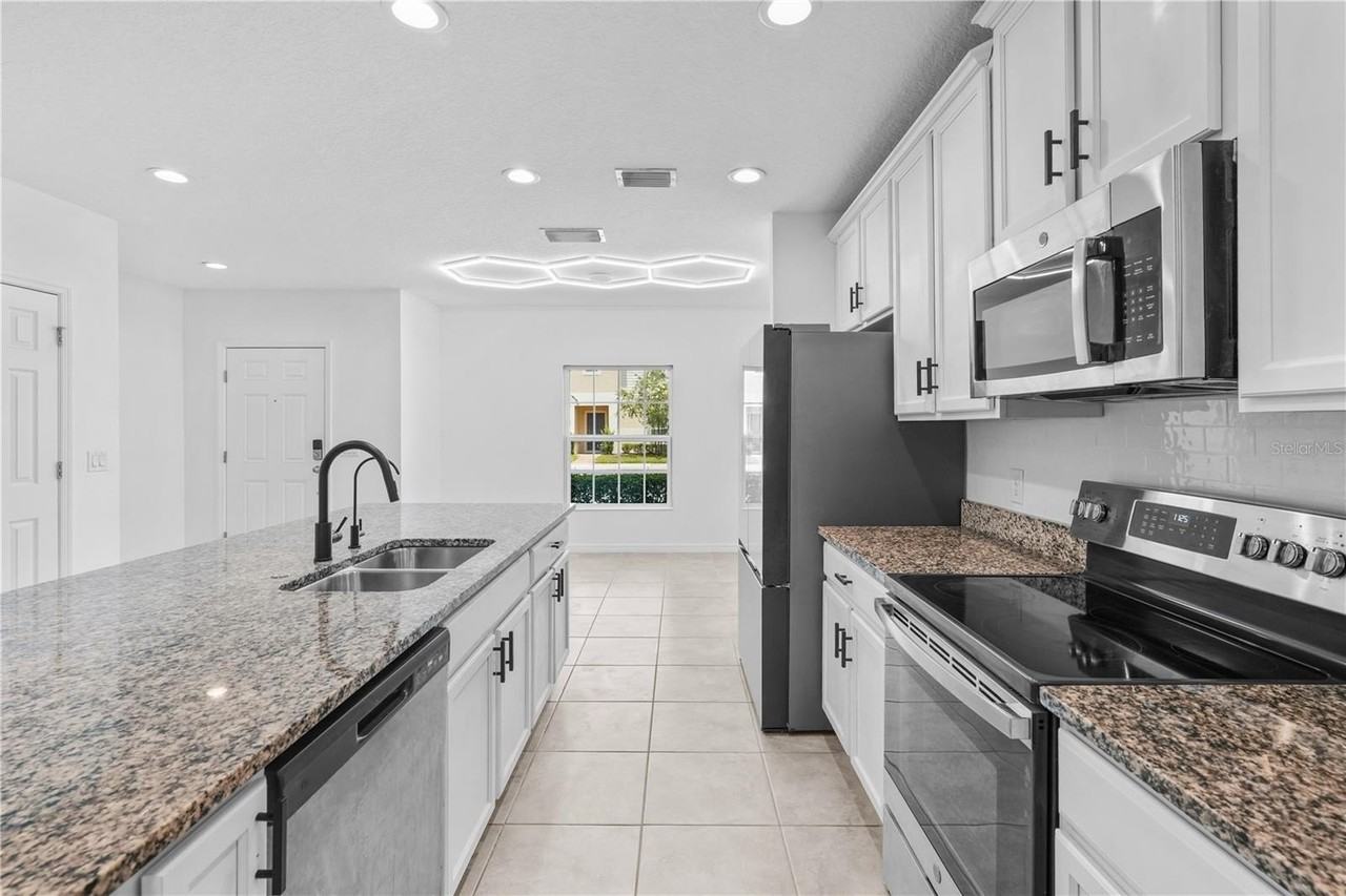 438 Annabelle Way - Photo 7 of 29