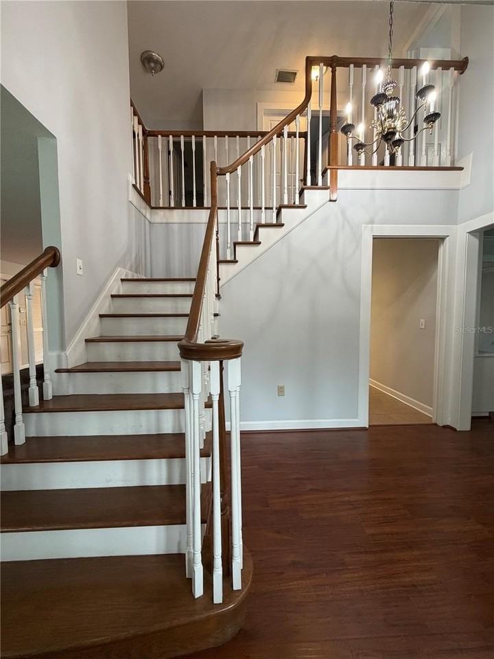 235 Hartridge Hills Dr - Photo 4 of 26