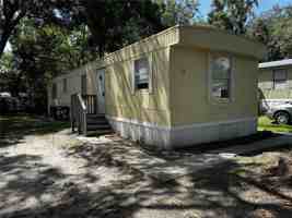 featured image of 1001 Ne 77th St #9