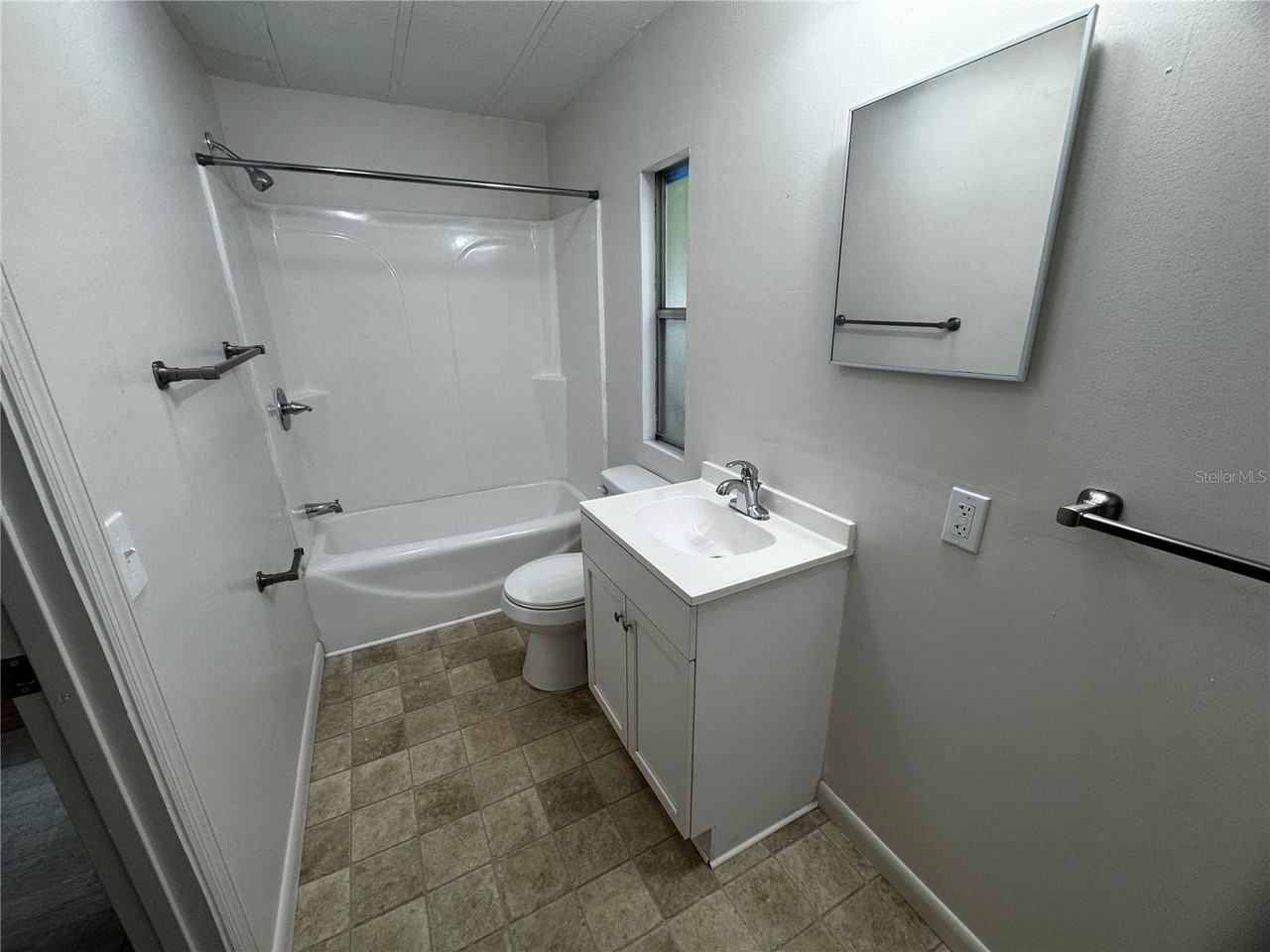 1001 Ne 77th St #9 - Photo 2 of 10