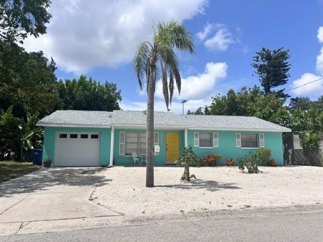 8218 43rd Ave W - Photo 2 of 13