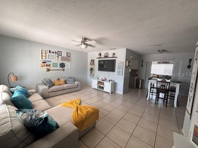 8218 43rd Ave W - Photo 3 of 13