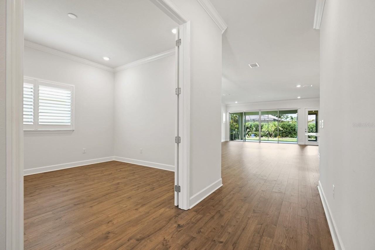 13930 Natures Reserve Dr - Photo 3 of 48
