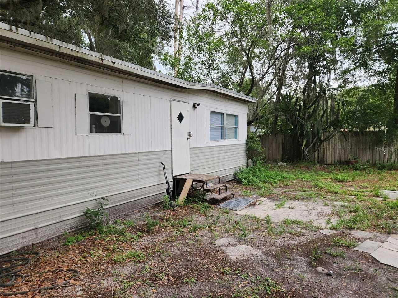 24815 Audrey Rd - Photo 4 of 25
