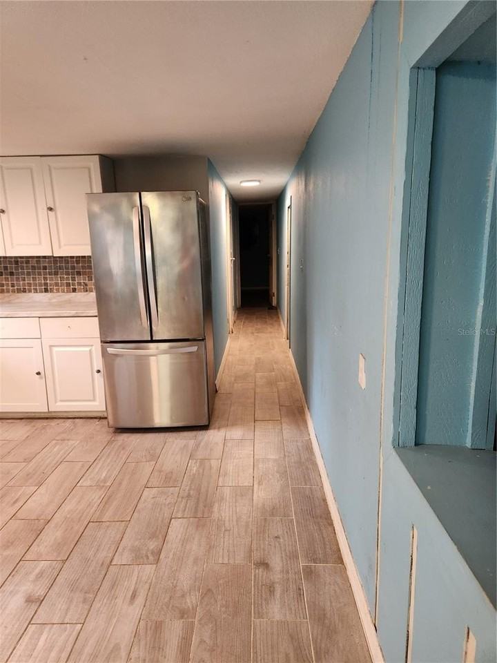 24815 Audrey Rd - Photo 5 of 25