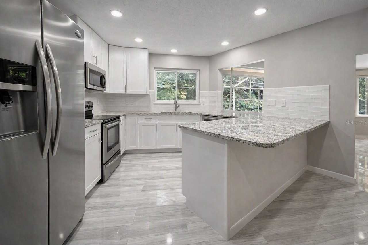 2 Sunset Bay Dr - Photo 4 of 50