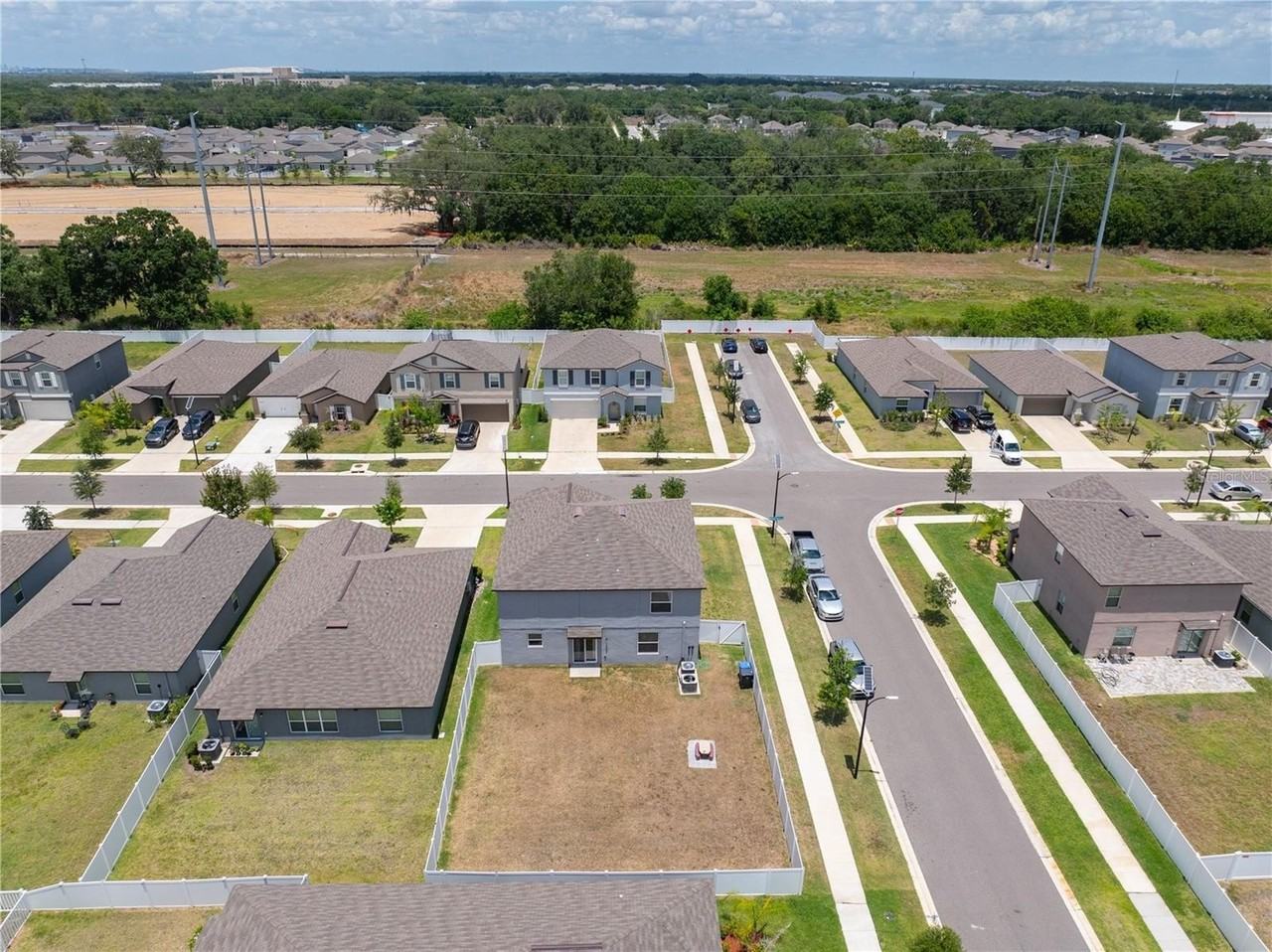 10291 Shady Preserve Dr - Photo 4 of 45