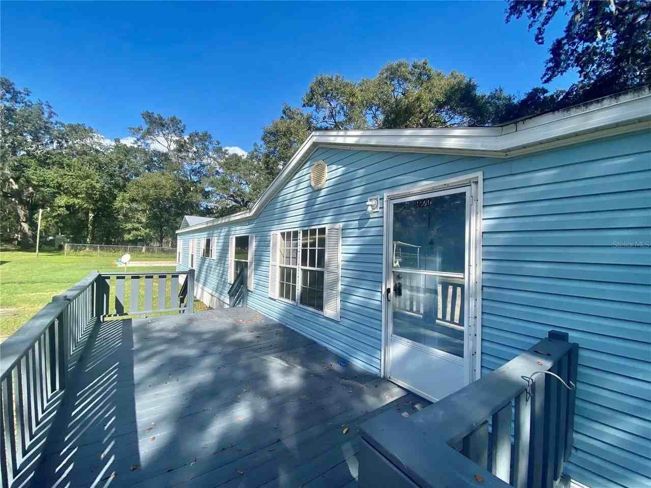 9220 Dan Lynn St - Photo 3 of 27
