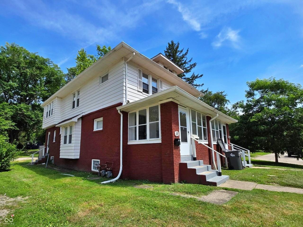 19 S Spencer Ave - Photo 2 of 23