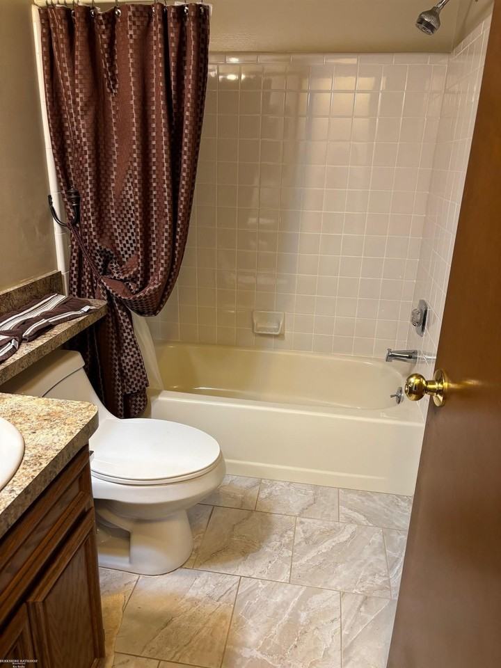 49850 Potomac Ct - Photo 5 of 8