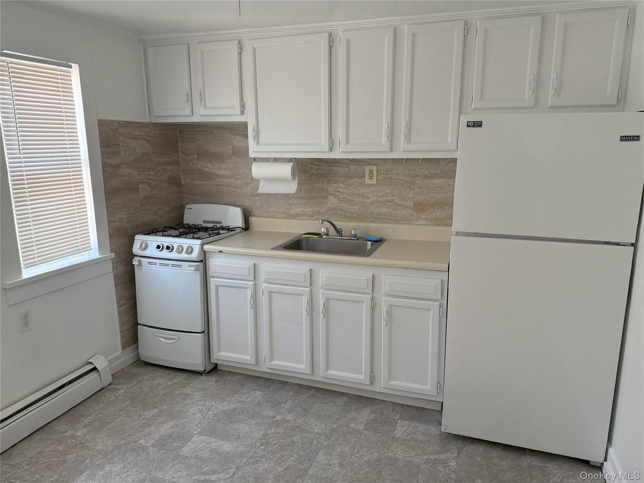 6 Glenmere Ave #1 - Photo 2 of 9