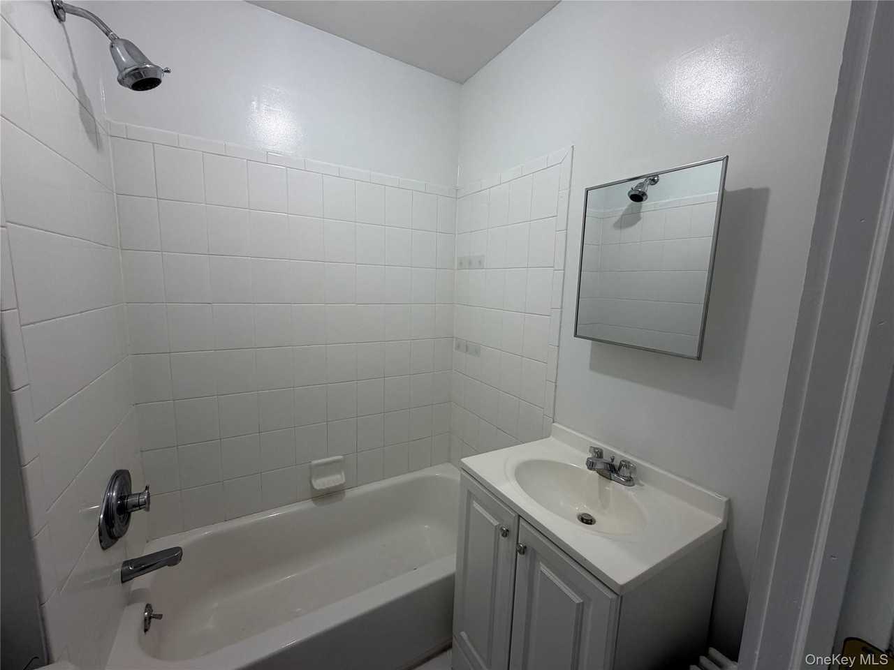 37 E Main St #201 - Photo 5 of 7