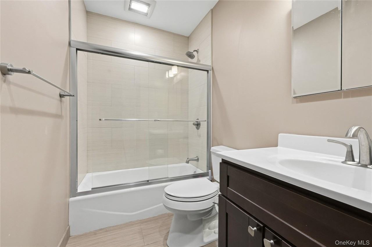 5917 Kissena Blvd #2FL - Photo 7 of 22