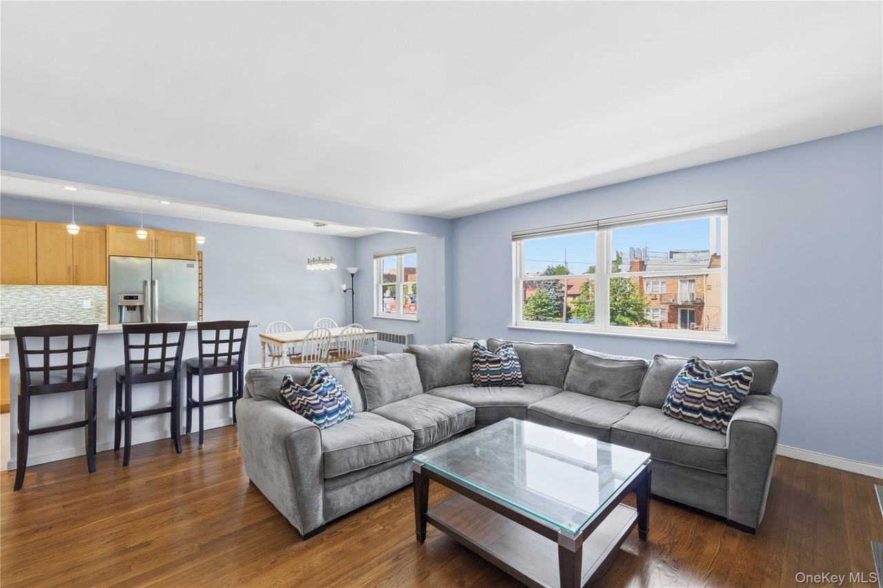 5917 Kissena Blvd #3FL - Photo 3 of 24